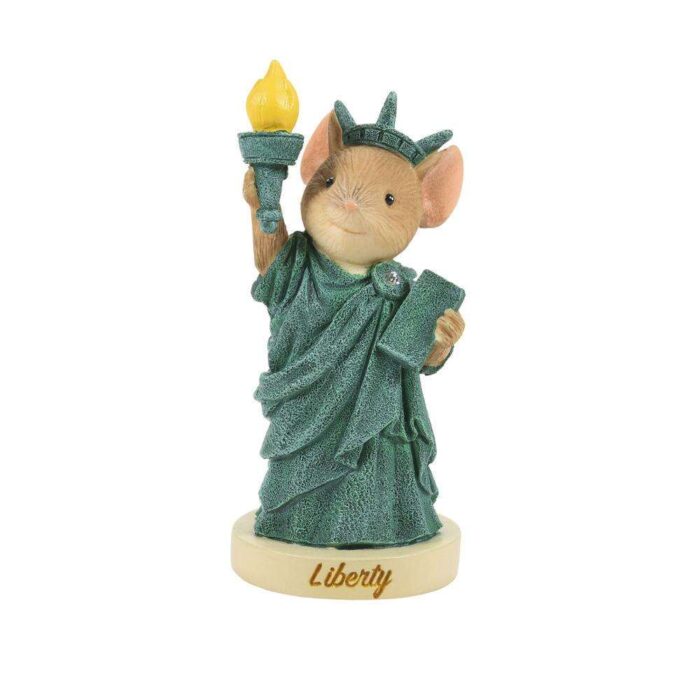Tails with Heart Statue of Liberty Mouse