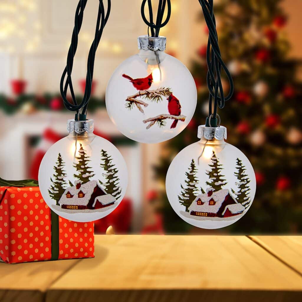 Cardinal and Cabin Light Set Glam