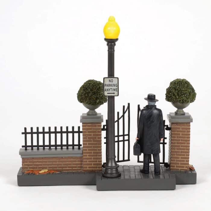 the Exorcist Set Halloween Village D56 New Gate