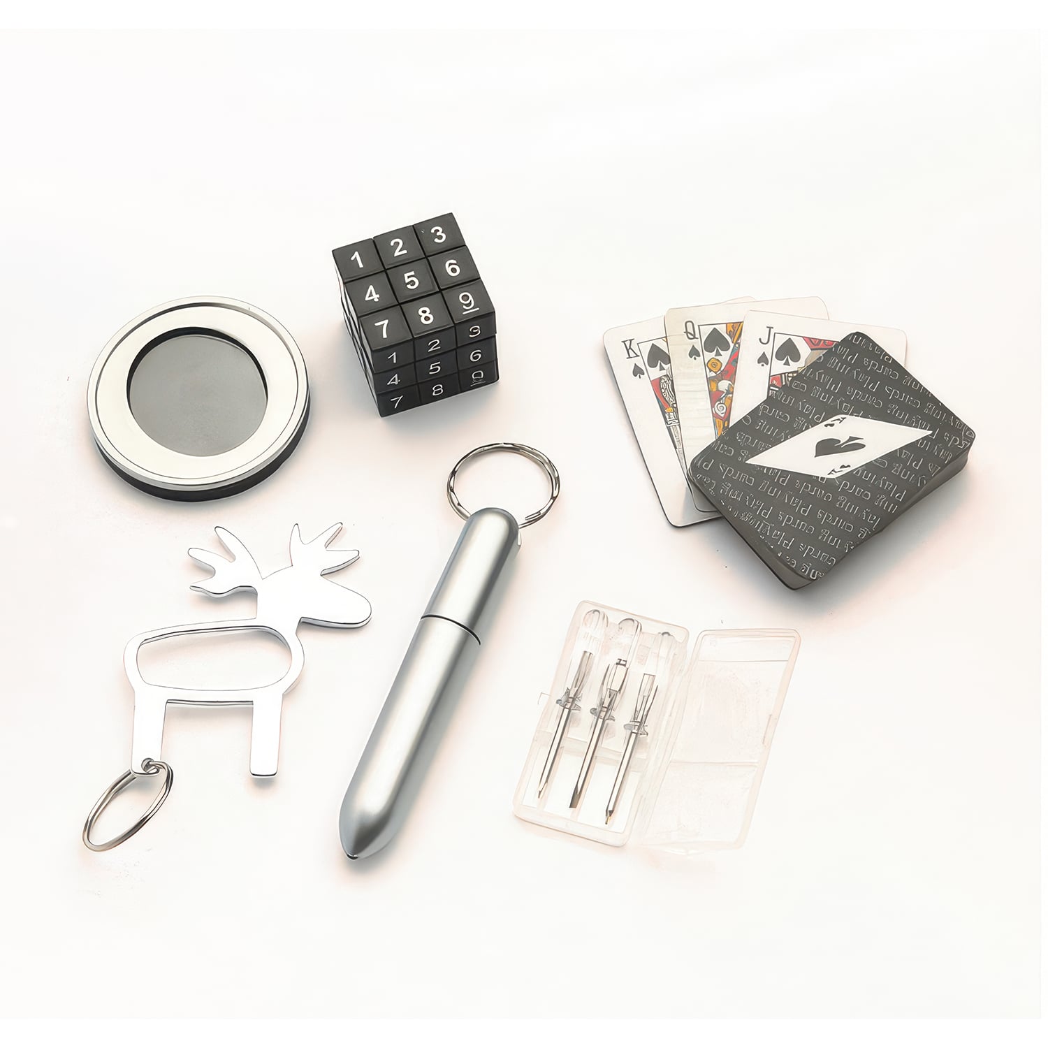 Paisley Foil Christmas Crackers Games